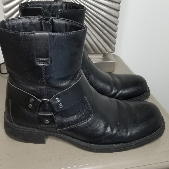 Kenneth Cole REACTION COP-PER Coin Boot Black